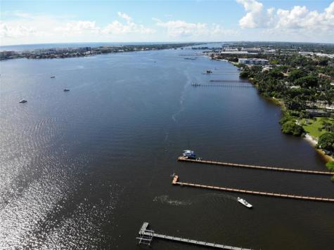 922 S Palmway Lake Worth Beach FL 33460