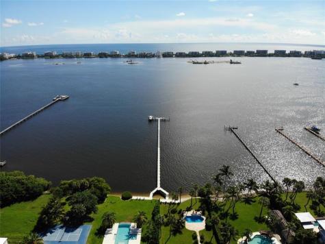 922 S Palmway Lake Worth Beach FL 33460