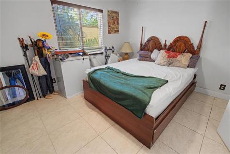 922 S Palmway Lake Worth Beach FL 33460