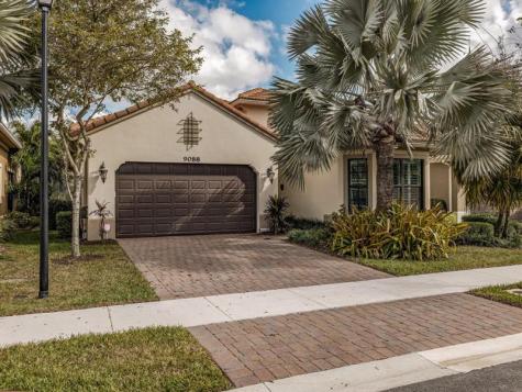 9088 E Leon Circle Parkland FL 33076