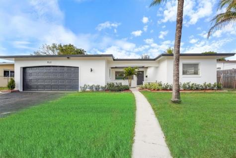 7521 Grant Court Hollywood FL 33024