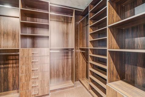 132 NE 21st Court Wilton Manors FL 33305