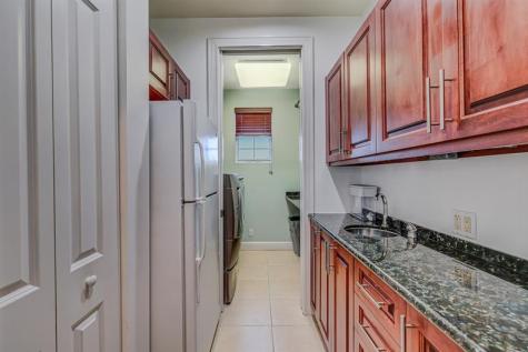 132 NE 21st Court Wilton Manors FL 33305