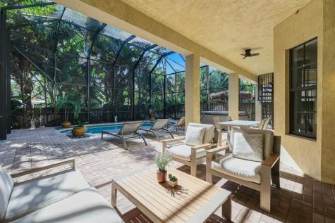 132 NE 21st Court Wilton Manors FL 33305