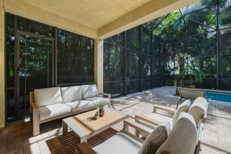 132 NE 21st Court Wilton Manors FL 33305