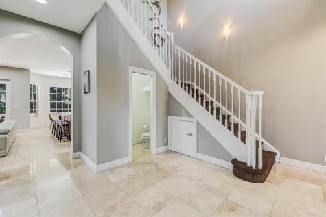 132 NE 21st Court Wilton Manors FL 33305