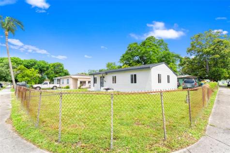 2941 NW 151st Terrace Opa-Locka FL 33054