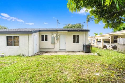 2941 NW 151st Terrace Opa-Locka FL 33054