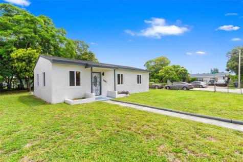 2941 NW 151st Terrace Opa-Locka FL 33054