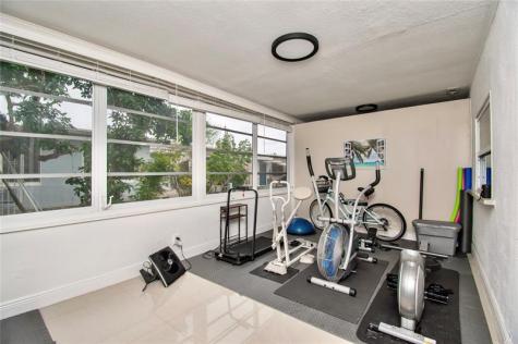 4944 NW 55th Street Tamarac FL 33319