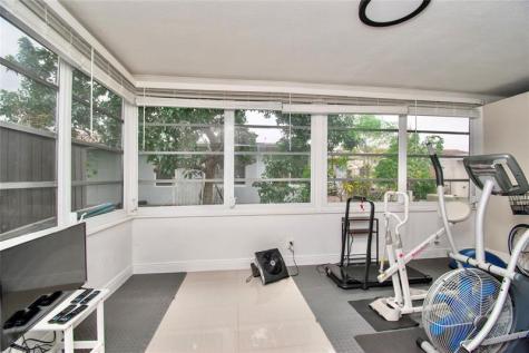 4944 NW 55th Street Tamarac FL 33319