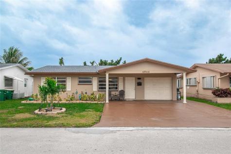 4944 NW 55th Street Tamarac FL 33319