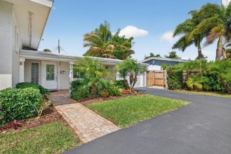 4781 NE 4th Avenue Oakland Park FL 33334