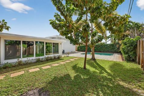 4781 NE 4th Avenue Oakland Park FL 33334