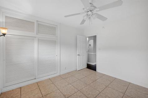 4781 NE 4th Avenue Oakland Park FL 33334
