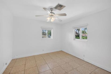 4781 NE 4th Avenue Oakland Park FL 33334