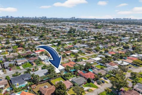 4781 NE 4th Avenue Oakland Park FL 33334