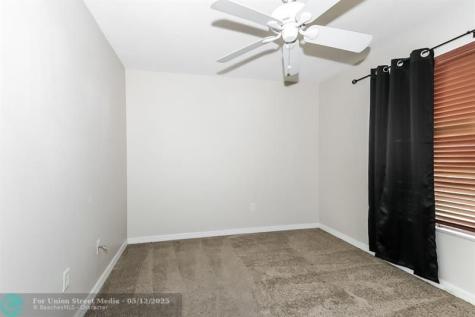 2095 SE Joyner Circle Port St Lucie FL 34952
