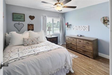 719 SW 79th Avenue North Lauderdale FL 33068