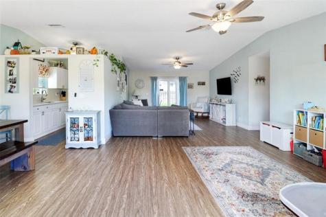 719 SW 79th Avenue North Lauderdale FL 33068
