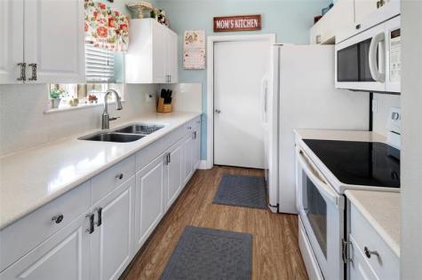 719 SW 79th Avenue North Lauderdale FL 33068