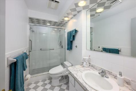 200 SE 11th Street Pompano Beach FL 33060