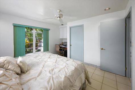 200 SE 11th Street Pompano Beach FL 33060