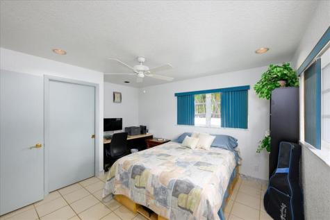 200 SE 11th Street Pompano Beach FL 33060