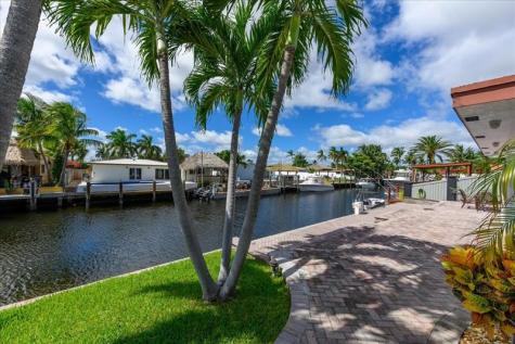 200 SE 11th Street Pompano Beach FL 33060
