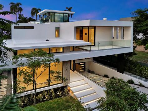 2130 S Miami Avenue Miami FL 33129