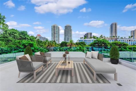 2130 S Miami Avenue Miami FL 33129