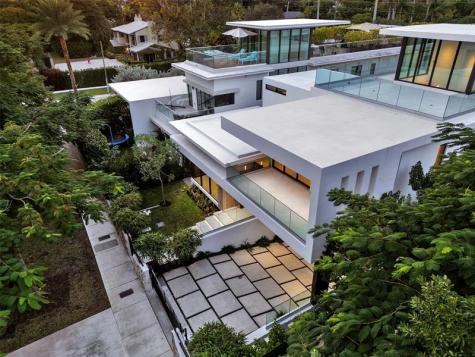 2130 S Miami Avenue Miami FL 33129