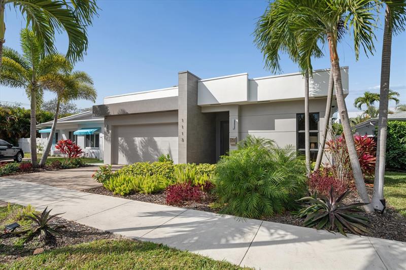 1113 NE 11th Avenue Fort Lauderdale FL 33304