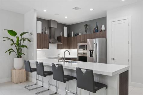 1113 NE 11th Avenue Fort Lauderdale FL 33304