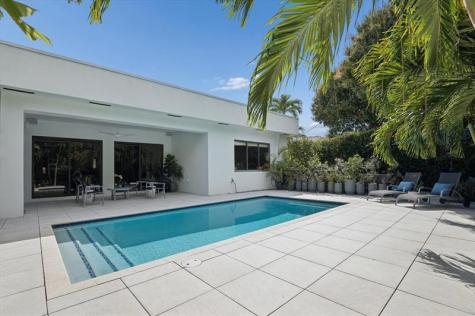 1113 NE 11th Avenue Fort Lauderdale FL 33304