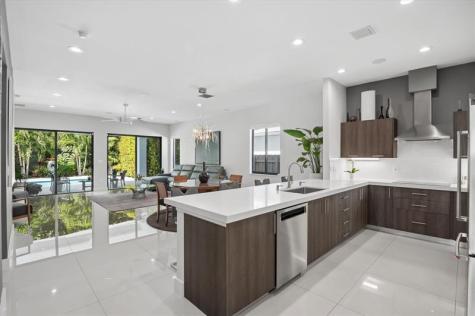 1113 NE 11th Avenue Fort Lauderdale FL 33304