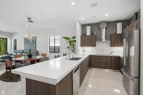 1113 NE 11th Avenue Fort Lauderdale FL 33304