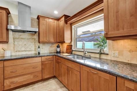 10220 NW 25th Street Pembroke Pines FL 33026