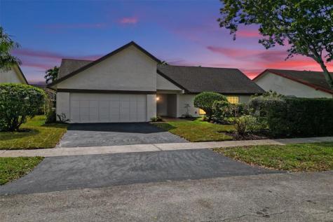 10220 NW 25th Street Pembroke Pines FL 33026