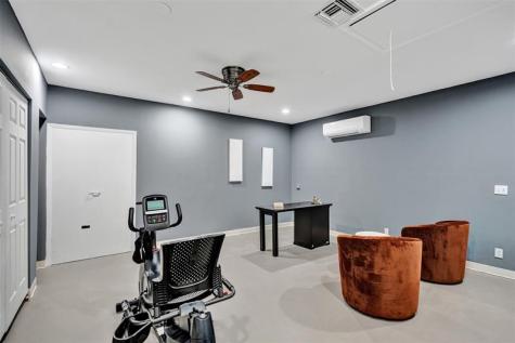 10220 NW 25th Street Pembroke Pines FL 33026
