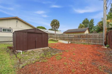 708 Dixie Lane West Palm Beach FL 33415