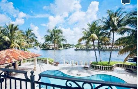 8 Harborage Fort Lauderdale FL 33316