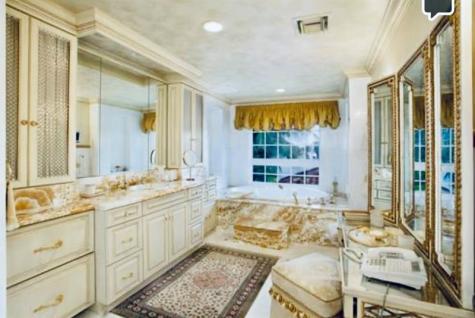 8 Harborage Fort Lauderdale FL 33316