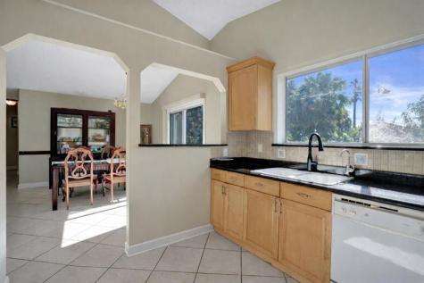 1244 SW Bellevue Avenue Port St Lucie FL 34953