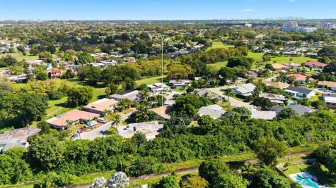 4803 Queen Palm Lane Tamarac FL 33319