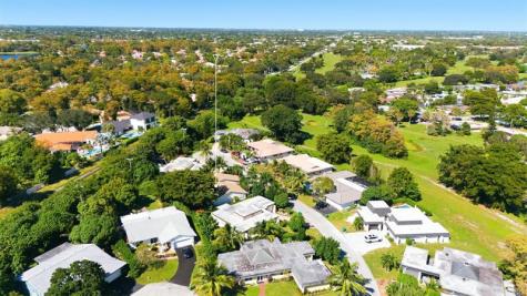 4803 Queen Palm Lane Tamarac FL 33319