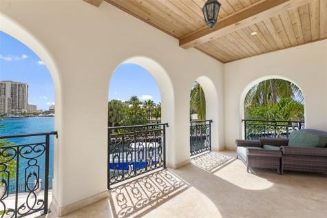 2716 Aqua Vista Boulevard Fort Lauderdale FL 33301