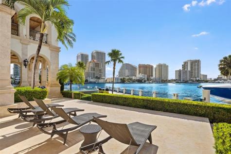2716 Aqua Vista Boulevard Fort Lauderdale FL 33301
