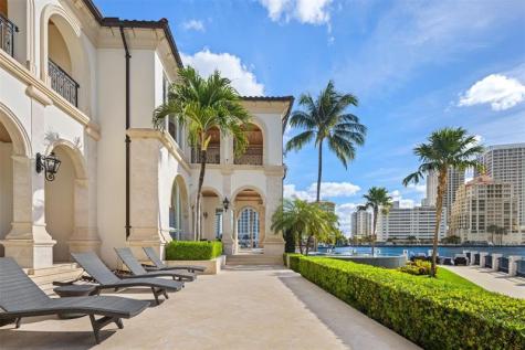 2716 Aqua Vista Boulevard Fort Lauderdale FL 33301