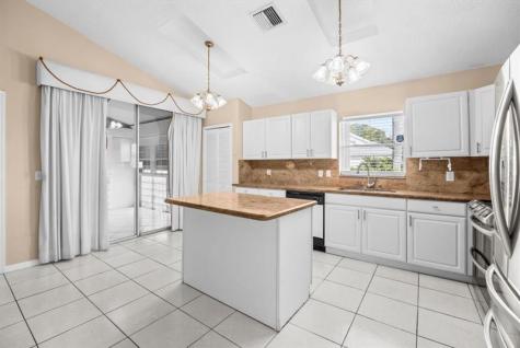 2010 Normandy Circle West Palm Beach FL 33409